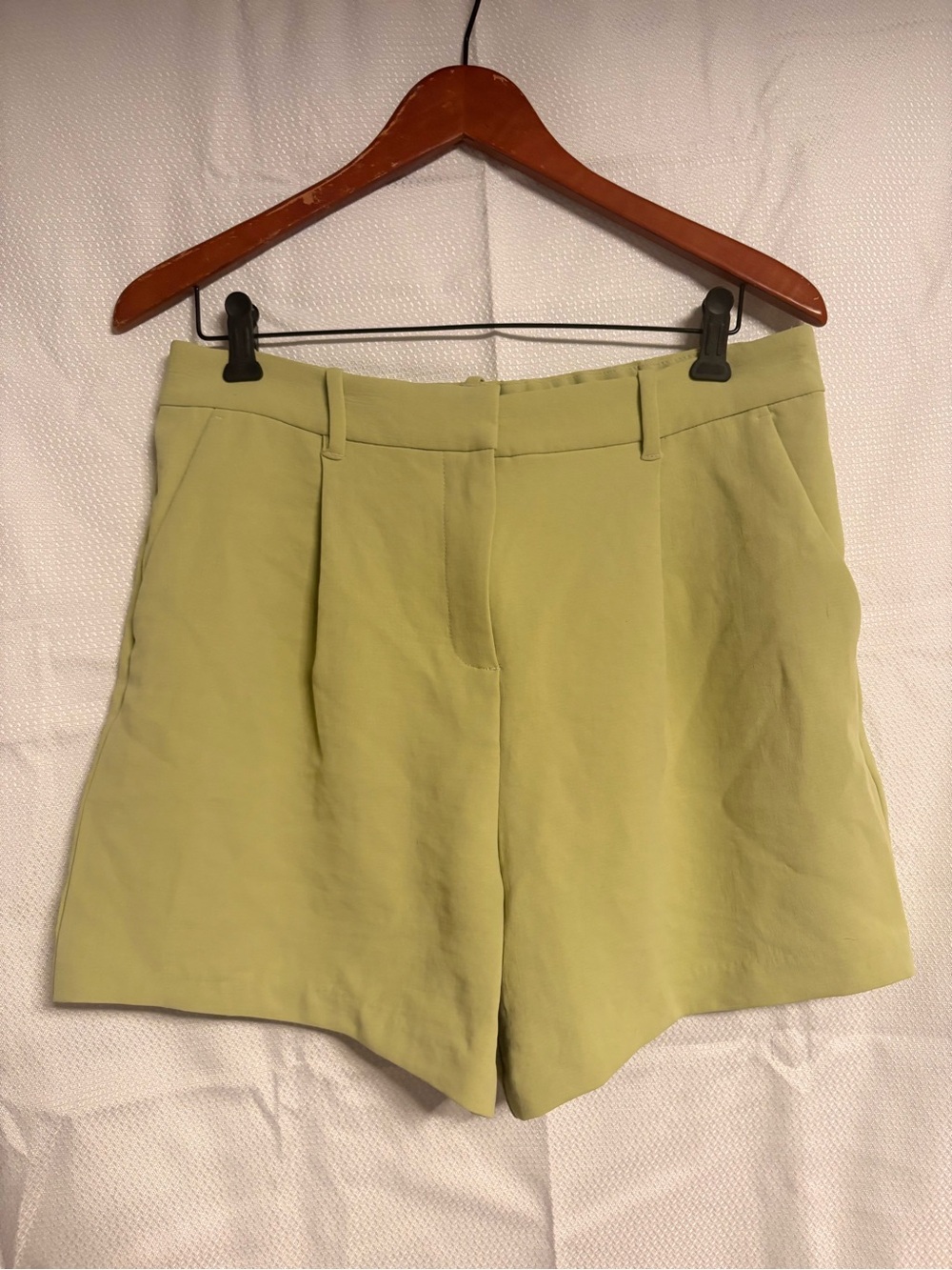 Abercrombie & Fitch Light Green Tailored High-Rise Shorts